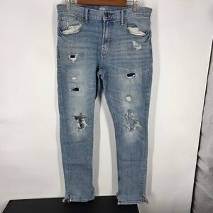 Old Navy Light Wash Distressed Skinny Built-In Flex Jeans 34x34